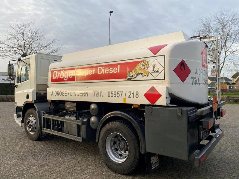 DAF 65CF-240 / FULL STEEL / POMP / 3 COMPARTIMENTS / 8350 LITER / ONLY:25969 KM / EURO-2 / MANUAL / GOOD CONDITION - משאית מכל: תמונה 3 DAF 65CF-240 / FULL STEEL / POMP / 3 COMPARTIMENTS / 8350 LITER / ONLY:25969 KM / EURO-2 / MANUAL / GOOD CONDITION - משאית מכל: תמונה 3