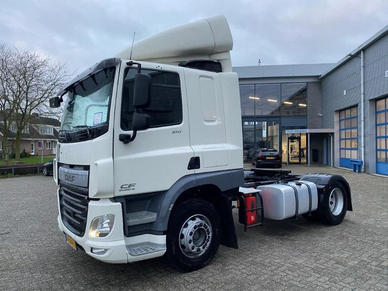 DAF CF370 / NICE CLEAN NL TRUCK / TYRES 80% / AUTOMATIC / EURO-6 / 2015 - יחידת טרקטור: תמונה 1 DAF CF370 / NICE CLEAN NL TRUCK / TYRES 80% / AUTOMATIC / EURO-6 / 2015 - יחידת טרקטור: תמונה 1