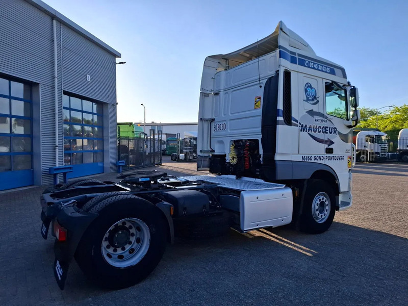 DAF XF106-460 / INTARDER / DEB / MANUAL / AIRCO / CLEAN TRUCK / EURO-6 / 2014 - יחידת טרקטור: תמונה 5 DAF XF106-460 / INTARDER / DEB / MANUAL / AIRCO / CLEAN TRUCK / EURO-6 / 2014 - יחידת טרקטור: תמונה 5