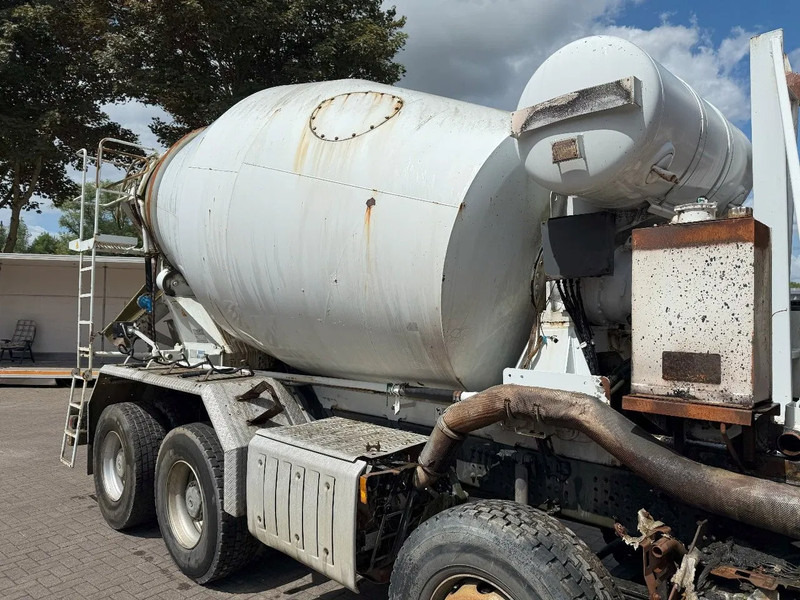 Liebherr 804 FSL 804 FSL / 8m³ / WATERTANK 500 LITER / POMP NOT INCLUDED / ! EMPTY ! / 2015 - צרופה: תמונה 2 Liebherr 804 FSL 804 FSL / 8m³ / WATERTANK 500 LITER / POMP NOT INCLUDED / ! EMPTY ! / 2015 - צרופה: תמונה 2