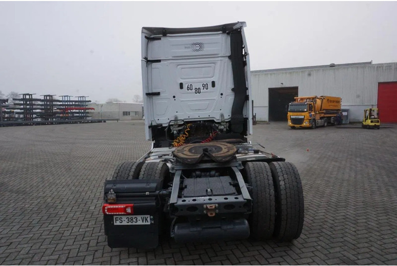Mercedes-Benz ACTROS 1863 / ENGINE RUNNING / RETARDER/ HYDRAULICS / ONLY: 268593KM / GIGA-SPACE / MIRRORCAM / AUTOMATIC / EURO-6 / 2020 - יחידת טרקטור: תמונה 4 Mercedes-Benz ACTROS 1863 / ENGINE RUNNING / RETARDER/ HYDRAULICS / ONLY: 268593KM / GIGA-SPACE / MIRRORCAM / AUTOMATIC / EURO-6 / 2020 - יחידת טרקטור: תמונה 4