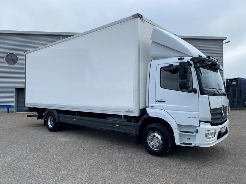 Mercedes-Benz ATEGO 1624 / AUTOMATIC / CLOSED BOX / SIDE DOORS / AIRCO / LWDS / FCW / EURO-6 / 2016 - משאית תיבה: תמונה 2 Mercedes-Benz ATEGO 1624 / AUTOMATIC / CLOSED BOX / SIDE DOORS / AIRCO / LWDS / FCW / EURO-6 / 2016 - משאית תיבה: תמונה 2