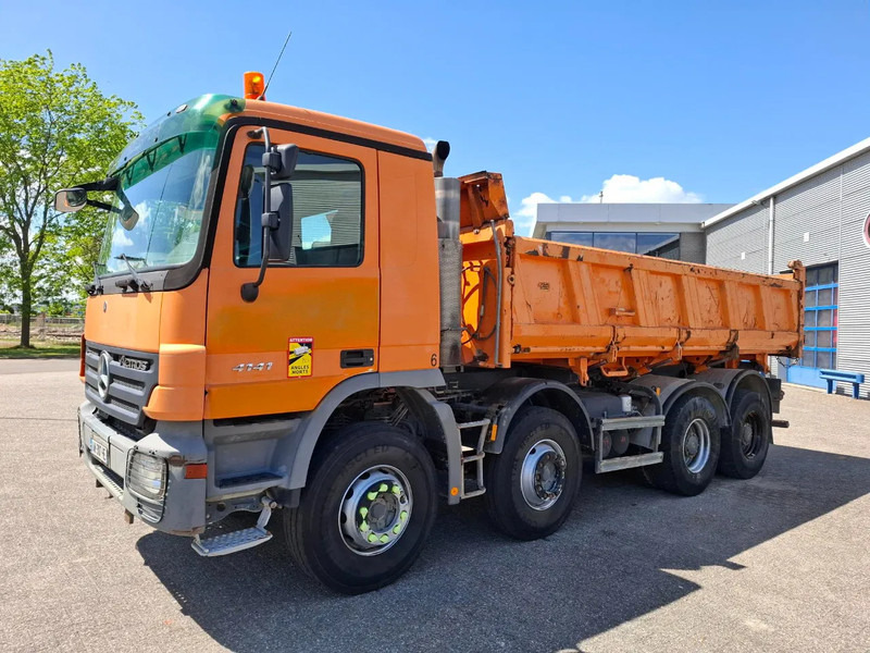Mercedes-Benz Actros 4141 / 3SIDE MEILLER TIPPER / FULL-STEEL / DRUM BRAKES / ONLY:535937 KM / 2XSTEERING AXLE / AIRCO / AUTOMATIC / EURO-3 / - מזהיר: תמונה 3 Mercedes-Benz Actros 4141 / 3SIDE MEILLER TIPPER / FULL-STEEL / DRUM BRAKES / ONLY:535937 KM / 2XSTEERING AXLE / AIRCO / AUTOMATIC / EURO-3 / - מזהיר: תמונה 3