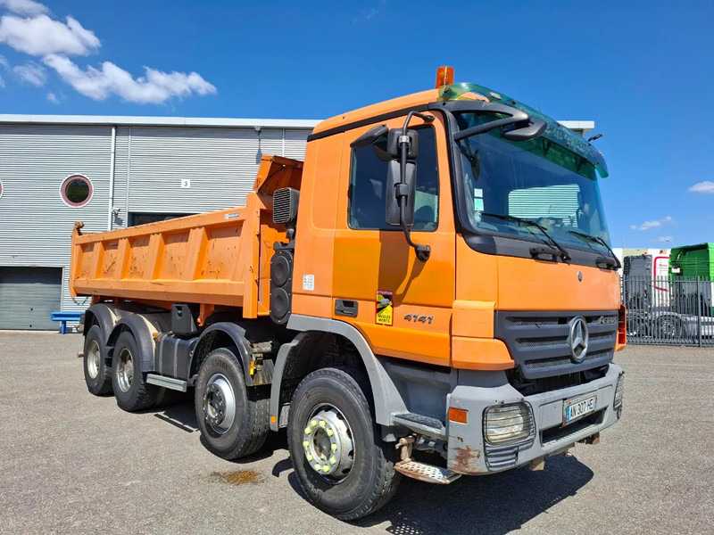Mercedes-Benz Actros 4141 / 3SIDE MEILLER TIPPER / FULL-STEEL / DRUM BRAKES / ONLY:535937 KM / 2XSTEERING AXLE / AIRCO / AUTOMATIC / EURO-3 / - מזהיר: תמונה 4 Mercedes-Benz Actros 4141 / 3SIDE MEILLER TIPPER / FULL-STEEL / DRUM BRAKES / ONLY:535937 KM / 2XSTEERING AXLE / AIRCO / AUTOMATIC / EURO-3 / - מזהיר: תמונה 4