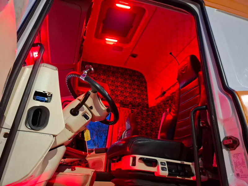 יחידת טרקטור Scania R580 V8 / RETARDER / HYDRAULICS / TUV:06-08-2026 / FULL-AIR / LEATHER / XENON / AUTOMATIC / EURO-6 / 2014: תמונה 15