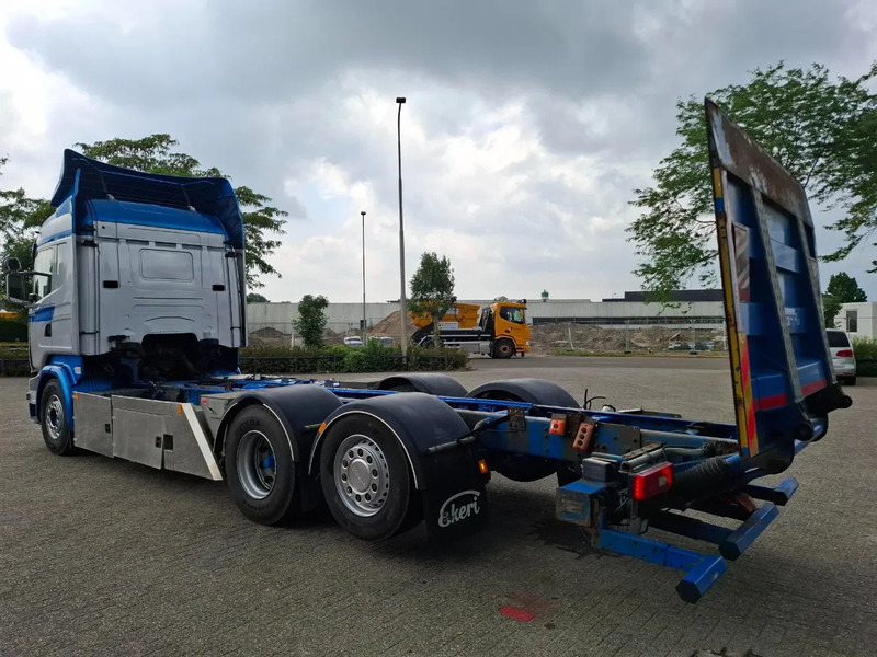 Scania R580 V8 / RETARDER / LIFT+LENKACHSE / FULL-AIR / PLATFORM 2000 KG / LEATHER / AIRCO / AUTOMATIC / EURO-6 / 2014 - משאית עם שלדת תא: תמונה 3 Scania R580 V8 / RETARDER / LIFT+LENKACHSE / FULL-AIR / PLATFORM 2000 KG / LEATHER / AIRCO / AUTOMATIC / EURO-6 / 2014 - משאית עם שלדת תא: תמונה 3