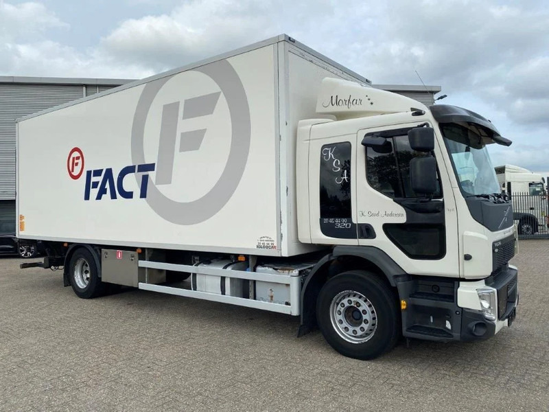 Volvo FE320 ONLY-463904-KM / CLOSED BOX / LOAD LIFT / AUTOMATIC / SIDE DOORS / EURO-6 / 2014 - משאית תיבה: תמונה 2 Volvo FE320 ONLY-463904-KM / CLOSED BOX / LOAD LIFT / AUTOMATIC / SIDE DOORS / EURO-6 / 2014 - משאית תיבה: תמונה 2