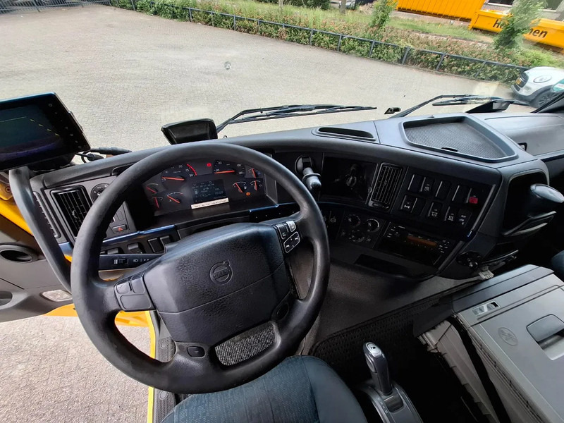 משאית תיבה Volvo FH13-420 / NL TRUCK / PLATFORM 2000KG / AIRCO / FRIDGE / AUTOMATIC / EURO-5 / 2010: תמונה 16 משאית תיבה Volvo FH13-420 / NL TRUCK / PLATFORM 2000KG / AIRCO / FRIDGE / AUTOMATIC / EURO-5 / 2010: תמונה 16