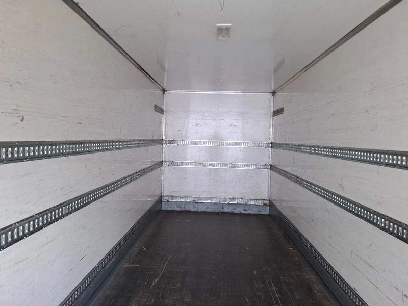 משאית תיבה Volvo FH13-420 / NL TRUCK / PLATFORM 2000KG / AIRCO / FRIDGE / AUTOMATIC / EURO-5 / 2010: תמונה 7 משאית תיבה Volvo FH13-420 / NL TRUCK / PLATFORM 2000KG / AIRCO / FRIDGE / AUTOMATIC / EURO-5 / 2010: תמונה 7