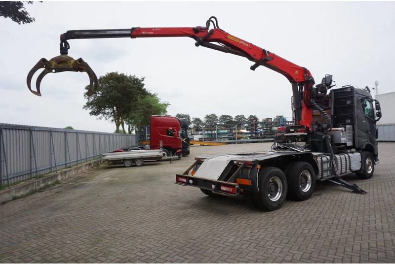 משאית עץ, משאית מנוף Volvo FH16-750 / ENGINE RUNNING / 6x4 / RETARDER / BIG AXLE / VEB+ / PALFINGER FD250 / EURO-6 / 2016: תמונה 8