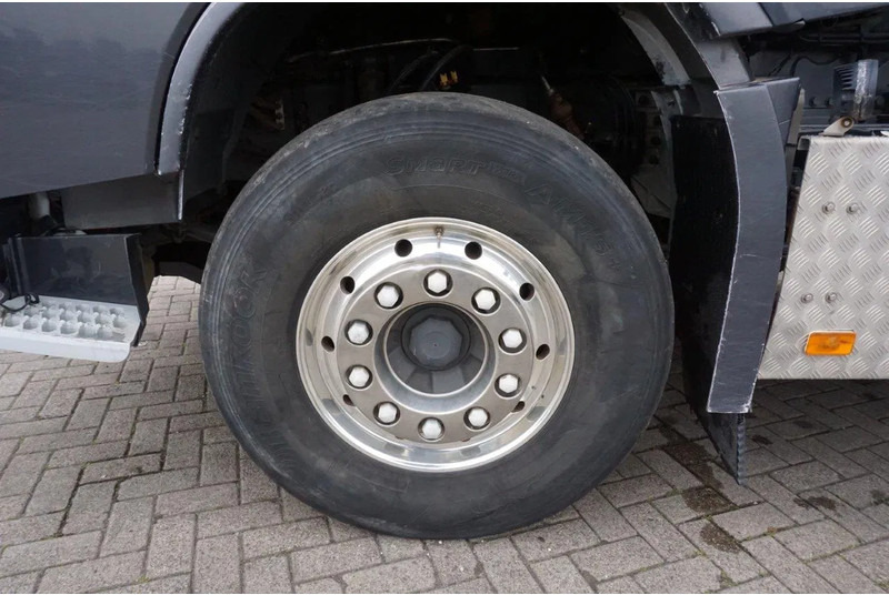 משאית עץ, משאית מנוף Volvo FH16-750 / ENGINE RUNNING / 6x4 / RETARDER / BIG AXLE / VEB+ / PALFINGER FD250 / EURO-6 / 2016: תמונה 17