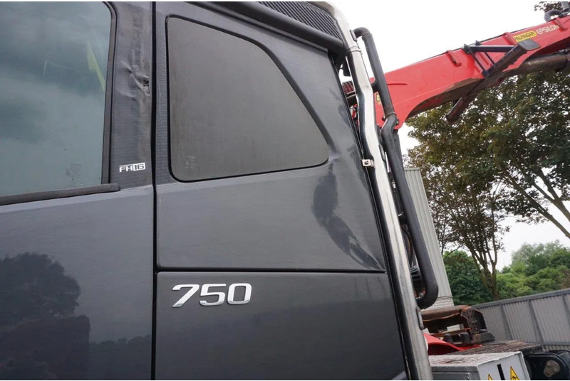 משאית עץ, משאית מנוף Volvo FH16-750 / ENGINE RUNNING / 6x4 / RETARDER / BIG AXLE / VEB+ / PALFINGER FD250 / EURO-6 / 2016: תמונה 12