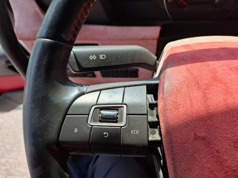 יחידת טרקטור Volvo FH4-460 / VEB+ / DOUBLE TANK / FRIDGE / AUTOMATIC / EURO-6 / 2018: תמונה 13