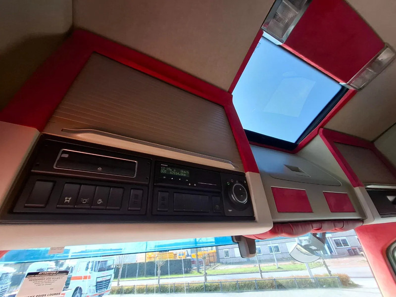 יחידת טרקטור Volvo FH4-460 / VEB+ / DOUBLE TANK / FRIDGE / AUTOMATIC / EURO-6 / 2018: תמונה 18