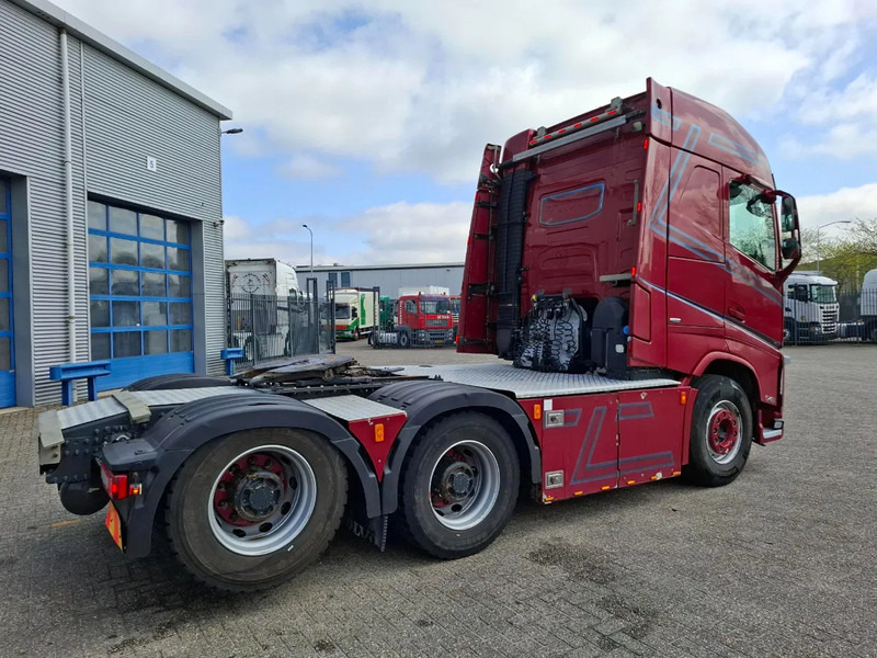Volvo FH4-540 / 6X4 / BIG AXLE / HYDRAULICS / VEB+ / DYNAMIC STEERING / NAVI / ACC / LWDS / FULL-AIR / LEATHER / AUTOMATIC / EURO-6 / - יחידת טרקטור: תמונה 5 Volvo FH4-540 / 6X4 / BIG AXLE / HYDRAULICS / VEB+ / DYNAMIC STEERING / NAVI / ACC / LWDS / FULL-AIR / LEATHER / AUTOMATIC / EURO-6 / - יחידת טרקטור: תמונה 5