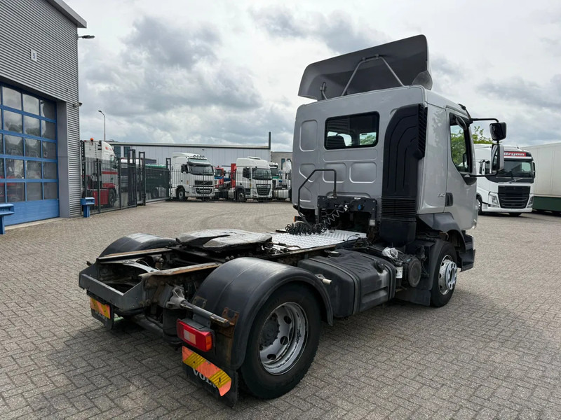 Volvo FL7-240 / ONLY:168549 KM / TUV:22-10-2025 / 3SEATS / MANUAL / EURO-5 / 2011 - יחידת טרקטור: תמונה 5 Volvo FL7-240 / ONLY:168549 KM / TUV:22-10-2025 / 3SEATS / MANUAL / EURO-5 / 2011 - יחידת טרקטור: תמונה 5