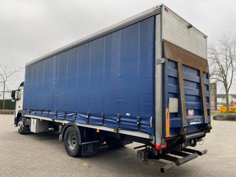 Volvo FM11-330 / LOW KM'S:472120 KM / LWDS / FULL-AIR / NAVI / CURTAIN SAILS / PLATFORM 2500KG / AUTOMATIC / EURO-6 / 2016 - משאית וילונות צד: תמונה 3 Volvo FM11-330 / LOW KM'S:472120 KM / LWDS / FULL-AIR / NAVI / CURTAIN SAILS / PLATFORM 2500KG / AUTOMATIC / EURO-6 / 2016 - משאית וילונות צד: תמונה 3