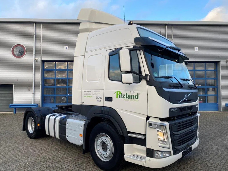 Volvo FM11-370 / GERMAN TRUCK / KB CHASSIS / VEB / ACC / LWDS / DOUBLE TANK / ONLY:763562 KM / AIRCO / AUTOMATIC / EURO-6 / 2018 - יחידת טרקטור: תמונה 2 Volvo FM11-370 / GERMAN TRUCK / KB CHASSIS / VEB / ACC / LWDS / DOUBLE TANK / ONLY:763562 KM / AIRCO / AUTOMATIC / EURO-6 / 2018 - יחידת טרקטור: תמונה 2