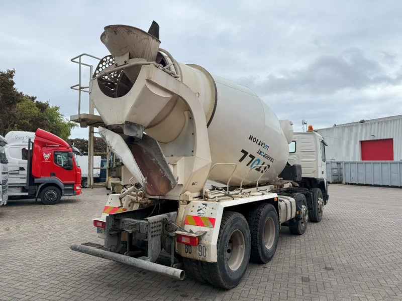 Volvo FM11-410 / 8X4 / ENGINE RUNNNING / VEB / STETTER 8AM8FHCLL CONCRETE MIXER / AUTOMATIC / EURO-5 / 2011 - משאית מערבלת בטון: תמונה 4 Volvo FM11-410 / 8X4 / ENGINE RUNNNING / VEB / STETTER 8AM8FHCLL CONCRETE MIXER / AUTOMATIC / EURO-5 / 2011 - משאית מערבלת בטון: תמונה 4