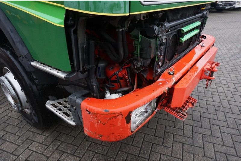 הַחכָּרָה Volvo FM12-420 / ENGINE RUNNING / 4X4 / HYDRAULICS / BIG AXLE / ONLY:510426 KM / FULL STEEL / EURO-3 / 2001 Volvo FM12-420 / ENGINE RUNNING / 4X4 / HYDRAULICS / BIG AXLE / ONLY:510426 KM / FULL STEEL / EURO-3 / 2001: תמונה 13