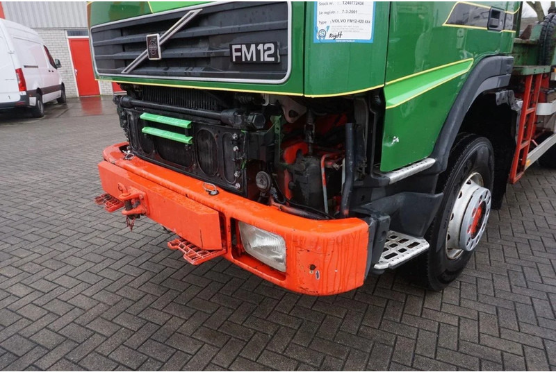 הַחכָּרָה Volvo FM12-420 / ENGINE RUNNING / 4X4 / HYDRAULICS / BIG AXLE / ONLY:510426 KM / FULL STEEL / EURO-3 / 2001 Volvo FM12-420 / ENGINE RUNNING / 4X4 / HYDRAULICS / BIG AXLE / ONLY:510426 KM / FULL STEEL / EURO-3 / 2001: תמונה 11