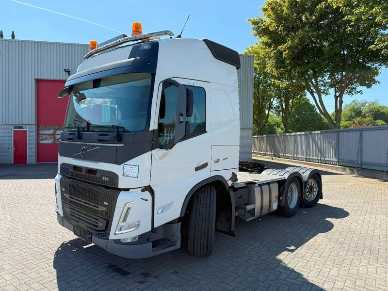 Volvo FM5-500 / ENGINE RUNNING / HYDRAULICS / DYNAMIC STEERING / ONLY:228169 KM / FULL-AIR / LIFT+LENKACHSE / VEB+ / ACC / LWDS / AUTO - יחידת טרקטור: תמונה 1 Volvo FM5-500 / ENGINE RUNNING / HYDRAULICS / DYNAMIC STEERING / ONLY:228169 KM / FULL-AIR / LIFT+LENKACHSE / VEB+ / ACC / LWDS / AUTO - יחידת טרקטור: תמונה 1