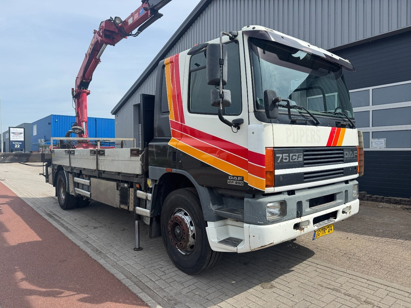 DAF CF75-250, HMF 1583 K4 + 1, Remote Control - משאית מנוף: תמונה 4 DAF CF75-250, HMF 1583 K4 + 1, Remote Control - משאית מנוף: תמונה 4
