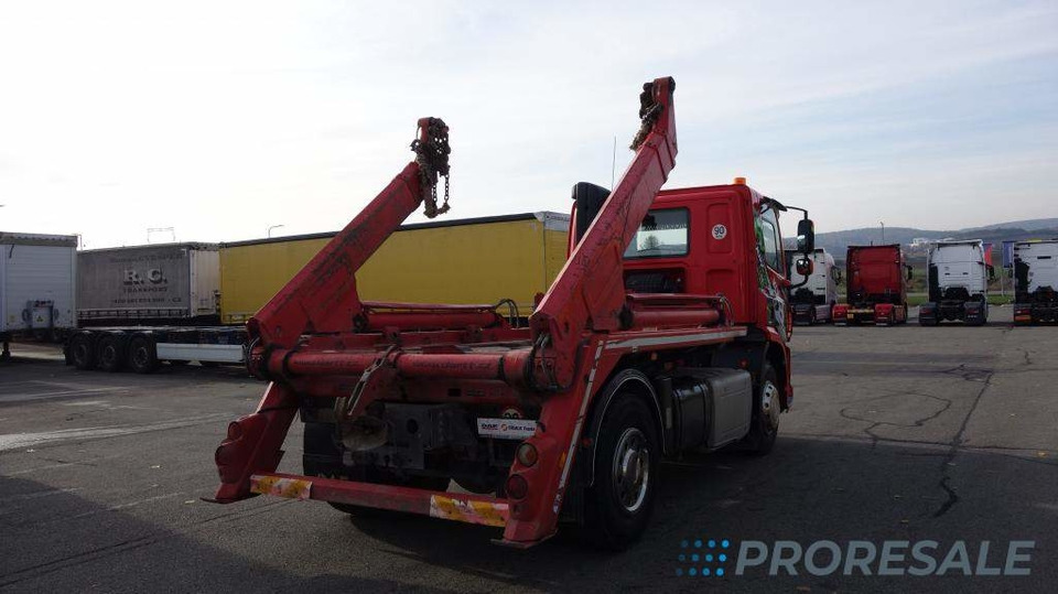 DAF CF 370 FA Day Cab EURO 6 řetězový nosič kontejnerů AK12 - משאית דילוג העמסה: תמונה 5 DAF CF 370 FA Day Cab EURO 6 řetězový nosič kontejnerů AK12 - משאית דילוג העמסה: תמונה 5