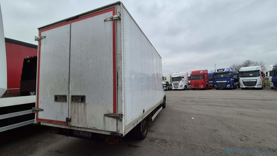 IVECO DAILY 35S16 skříň - 8 palet - כלי רכב מסחרי עם תיבה: תמונה 4 IVECO DAILY 35S16 skříň - 8 palet - כלי רכב מסחרי עם תיבה: תמונה 4