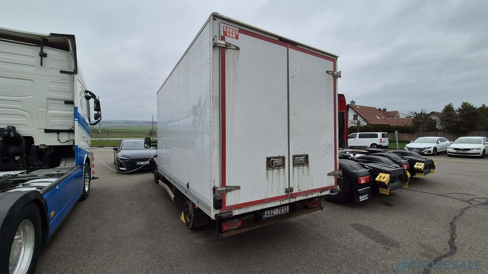 IVECO DAILY 35S16 skříň - 8 palet - כלי רכב מסחרי עם תיבה: תמונה 3 IVECO DAILY 35S16 skříň - 8 palet - כלי רכב מסחרי עם תיבה: תמונה 3