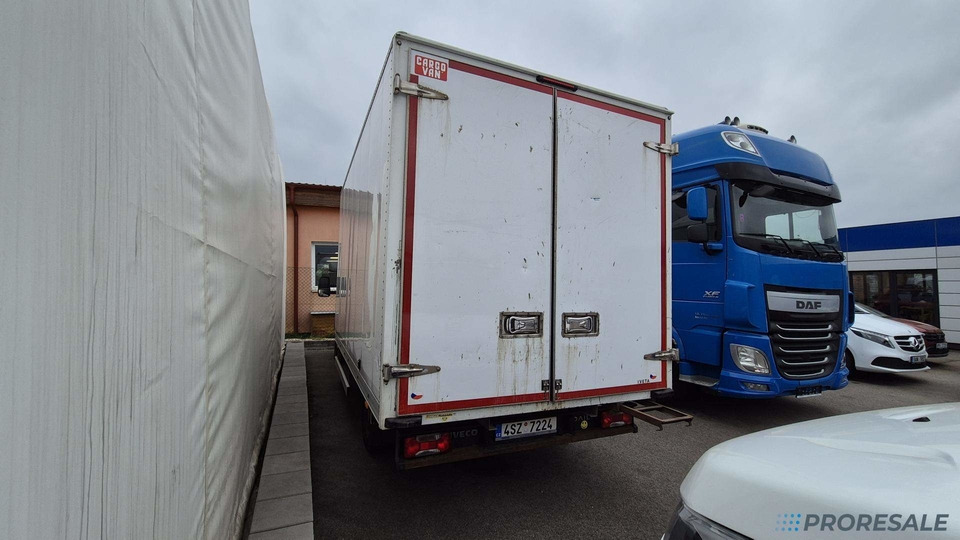 IVECO DAILY 35S16 skříň - 8 palet - כלי רכב מסחרי עם תיבה: תמונה 3 IVECO DAILY 35S16 skříň - 8 palet - כלי רכב מסחרי עם תיבה: תמונה 3