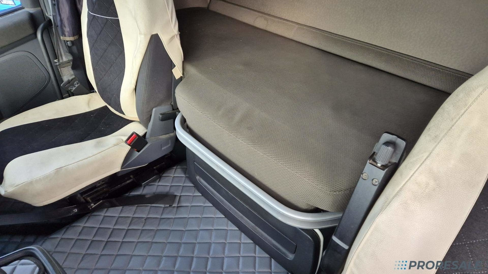 SCANIA R450 N320 HIGH LINE EURO 6 - יחידת טרקטור: תמונה 5 SCANIA R450 N320 HIGH LINE EURO 6 - יחידת טרקטור: תמונה 5