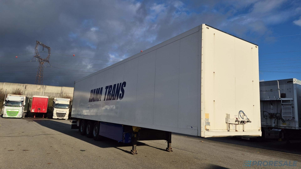 SCHMITZ CARGOBULL SKO 24/L - skříňový - סמיטריילר בתיבה סגורה: תמונה 1 SCHMITZ CARGOBULL SKO 24/L - skříňový - סמיטריילר בתיבה סגורה: תמונה 1