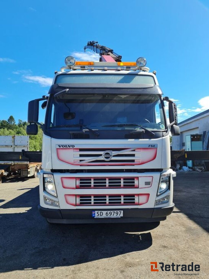 2014 mod. VOLVO FM 500 TRIDEM KRANBIL - משאית צד נופל/ שטוחה, משאית מנוף: תמונה 2 2014 mod. VOLVO FM 500 TRIDEM KRANBIL - משאית צד נופל/ שטוחה, משאית מנוף: תמונה 2