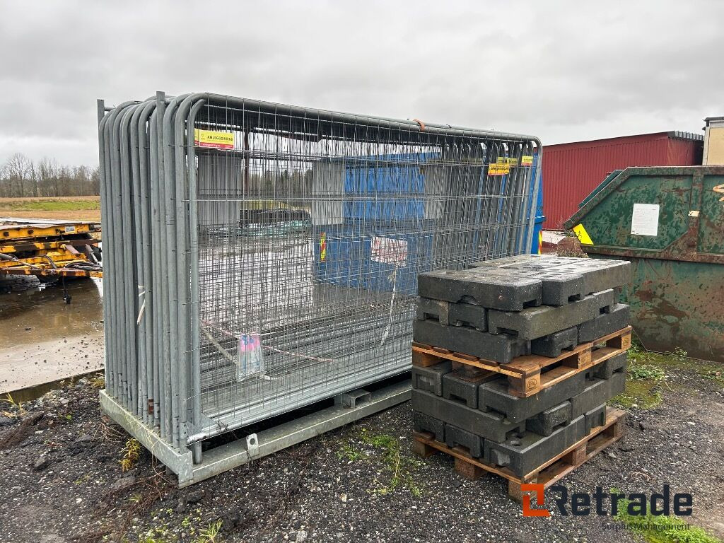 30 stk Bygg gjerder for anleggsikring Komplett - ציוד בנייה: תמונה 2 30 stk Bygg gjerder for anleggsikring Komplett - ציוד בנייה: תמונה 2