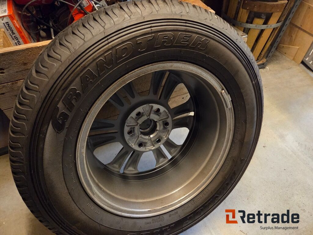 4 stk ubrukte felger og dekk som passer Mitsubishi L200 2022 mod - ציוד בנייה: תמונה 5 4 stk ubrukte felger og dekk som passer Mitsubishi L200 2022 mod - ציוד בנייה: תמונה 5