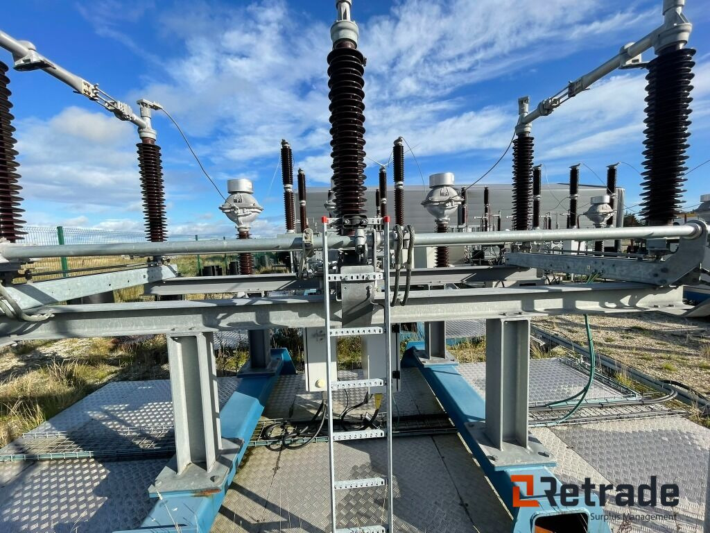 ABB 3-polet højvolt afbryder - ציוד תעשייתי: תמונה 2 ABB 3-polet højvolt afbryder - ציוד תעשייתי: תמונה 2