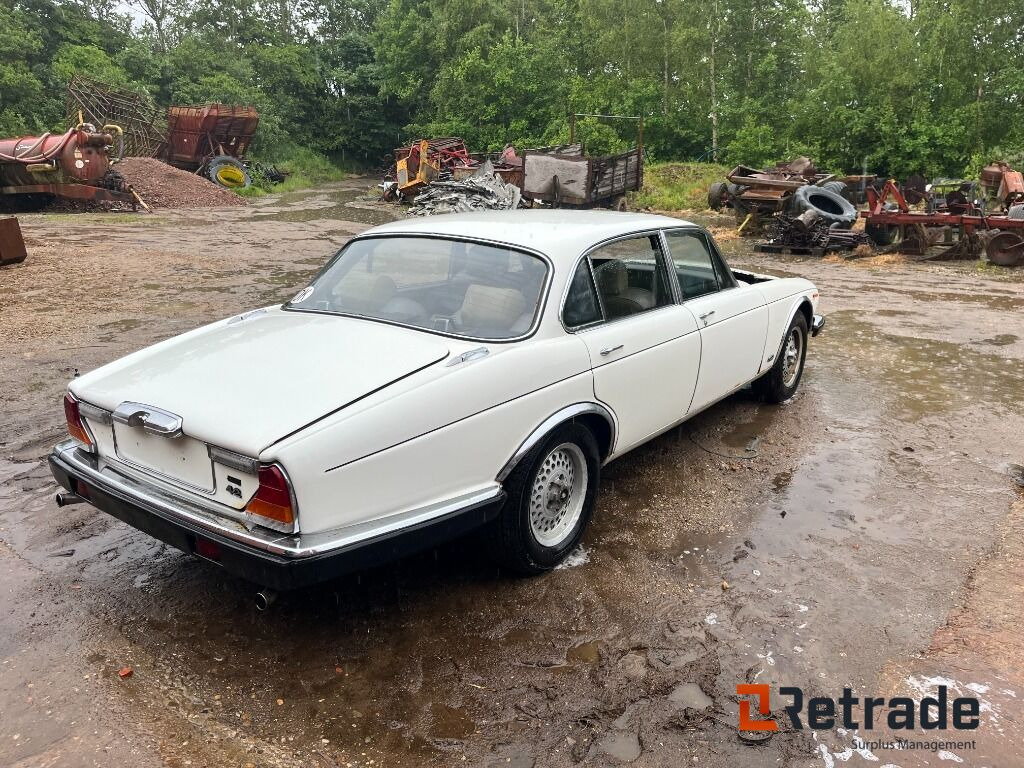 Bil Jaguar XJ 6 4,2 Oldtimer - מכונית: תמונה 5 Bil Jaguar XJ 6 4,2 Oldtimer - מכונית: תמונה 5