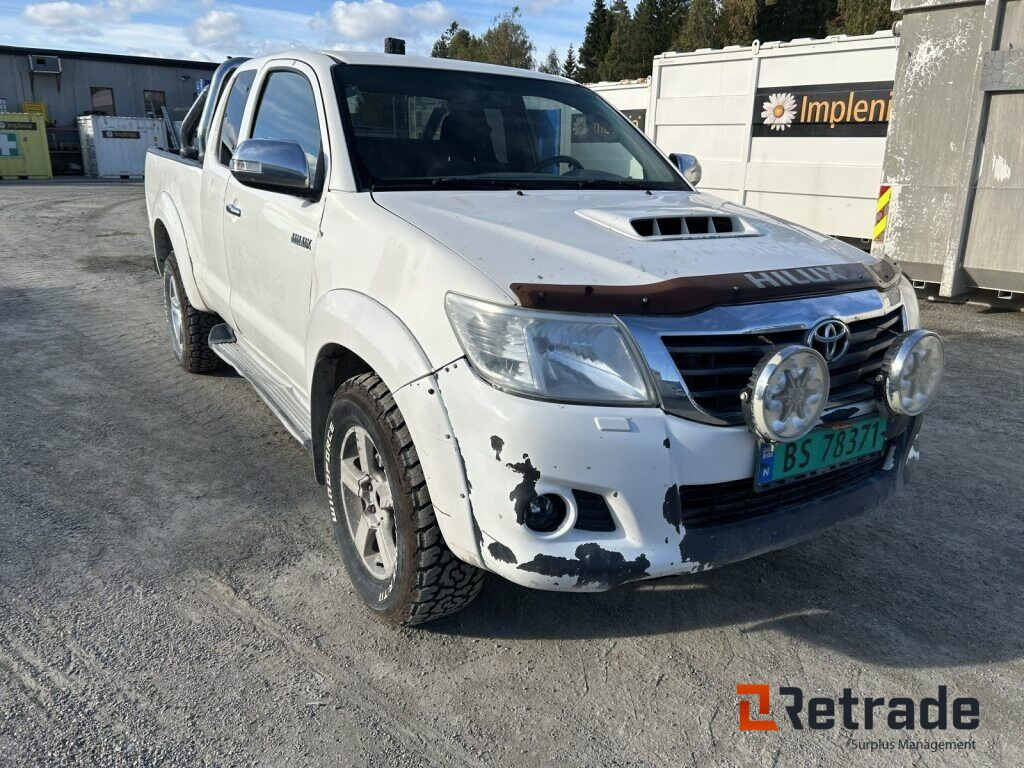 Bil Toyota Hilux - מכונית: תמונה 1 Bil Toyota Hilux - מכונית: תמונה 1