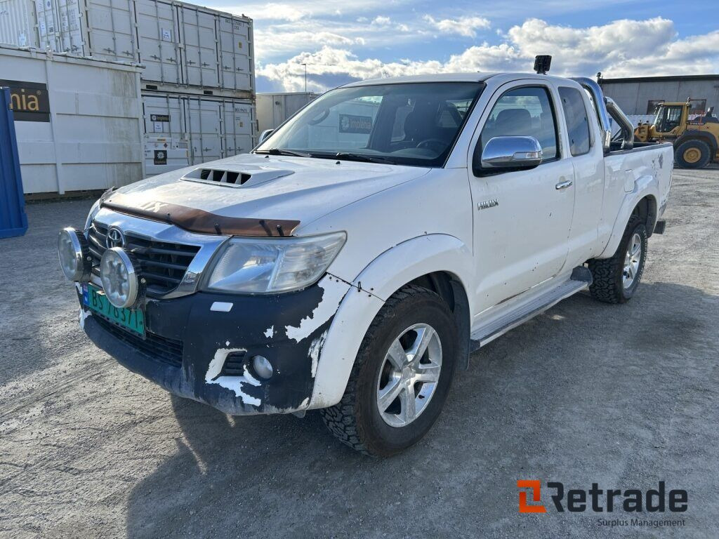 Bil Toyota Hilux - מכונית: תמונה 2 Bil Toyota Hilux - מכונית: תמונה 2