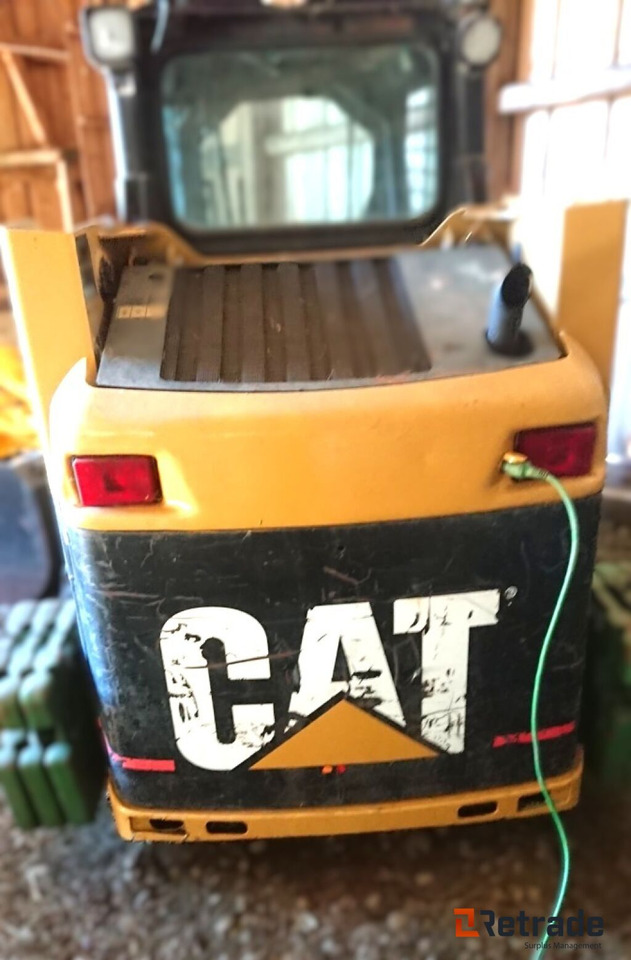 Cat 216 CAT 216 kompaktlaster – kun 2 290 timer - מעמיס היגוי החלקה: תמונה 4 Cat 216 CAT 216 kompaktlaster – kun 2 290 timer - מעמיס היגוי החלקה: תמונה 4