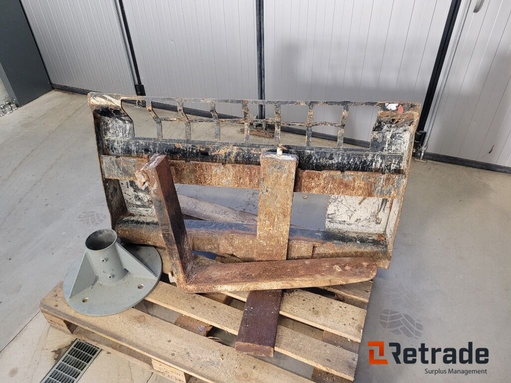 Gafflar med fäste till tex Bobcat - מזלגות: תמונה 1 Gafflar med fäste till tex Bobcat - מזלגות: תמונה 1