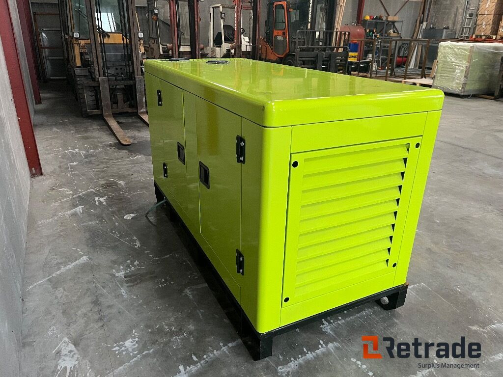 Generator Compal Power VG-R30 Generator - מכונת בנייה: תמונה 5 Generator Compal Power VG-R30 Generator - מכונת בנייה: תמונה 5