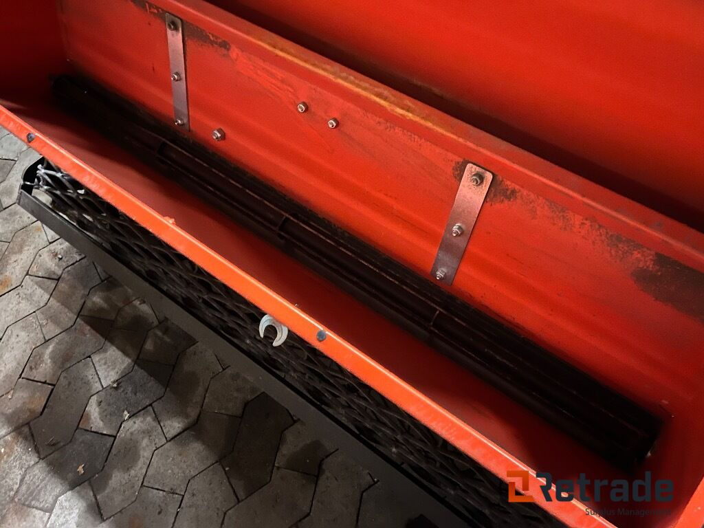 ציוד עיבוד קרקע Have- og landskabsudstyr Ortolan SC 120: תמונה 9