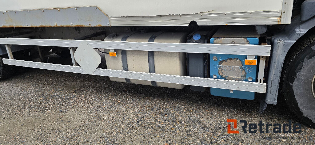 משאית תיבה Lastbil Volvo FM 440 6X2: תמונה 18 משאית תיבה Lastbil Volvo FM 440 6X2: תמונה 18