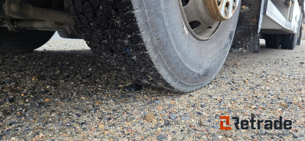 משאית תיבה Lastbil Volvo FM 440 6X2: תמונה 13 משאית תיבה Lastbil Volvo FM 440 6X2: תמונה 13