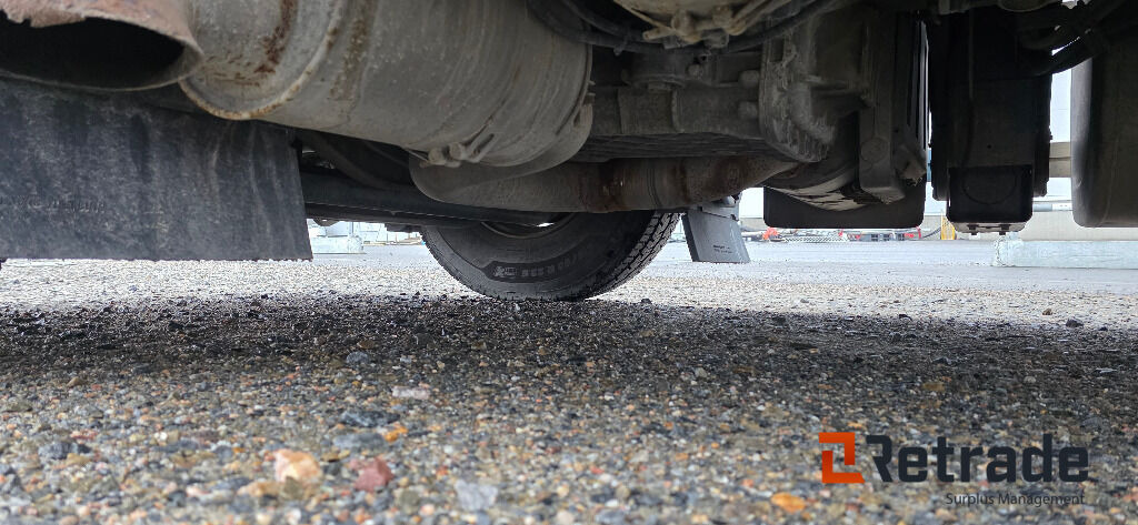 משאית תיבה Lastbil Volvo FM 440 6X2: תמונה 9 משאית תיבה Lastbil Volvo FM 440 6X2: תמונה 9