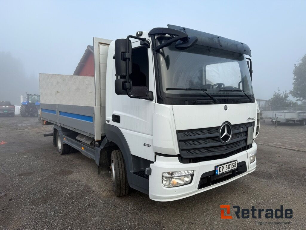 Lastebil Mercedes-Benz Atego EURO 6 Lav kilometer stand med baklem leveres ferdig EU - משאית צד נופל/ שטוחה: תמונה 3 Lastebil Mercedes-Benz Atego EURO 6 Lav kilometer stand med baklem leveres ferdig EU - משאית צד נופל/ שטוחה: תמונה 3