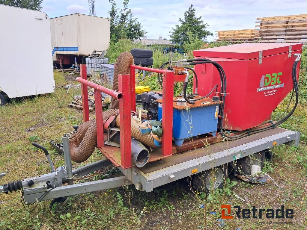 Løvsuger på trailer - ציוד לגינה: תמונה 2 Løvsuger på trailer - ציוד לגינה: תמונה 2