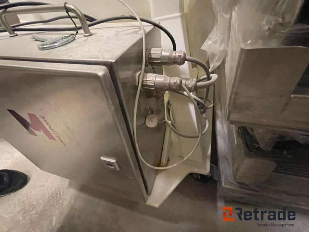 Mobius Mix100 Med Plastik Kar / Mix100 With Plastic Tub - ציוד תעשייתי: תמונה 3 Mobius Mix100 Med Plastik Kar / Mix100 With Plastic Tub - ציוד תעשייתי: תמונה 3